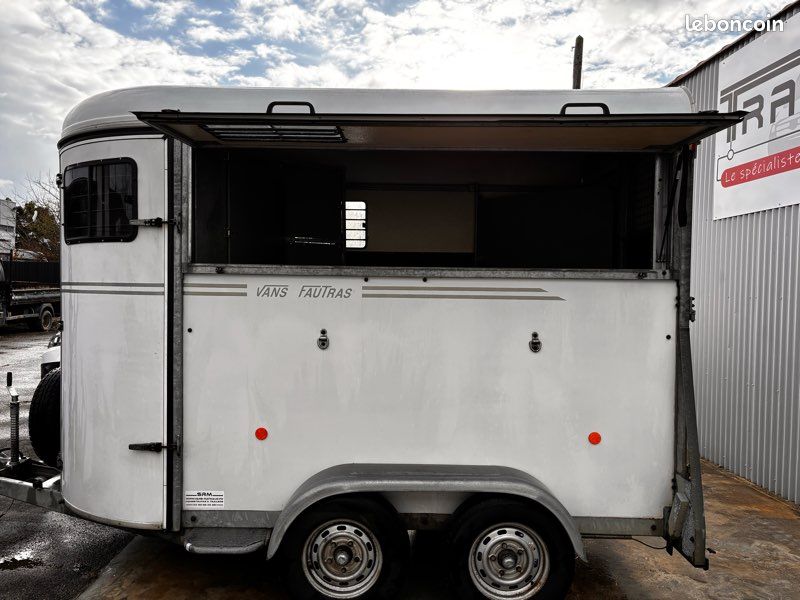 e929d7ae7e751b98448467d16a4773f1132cff34